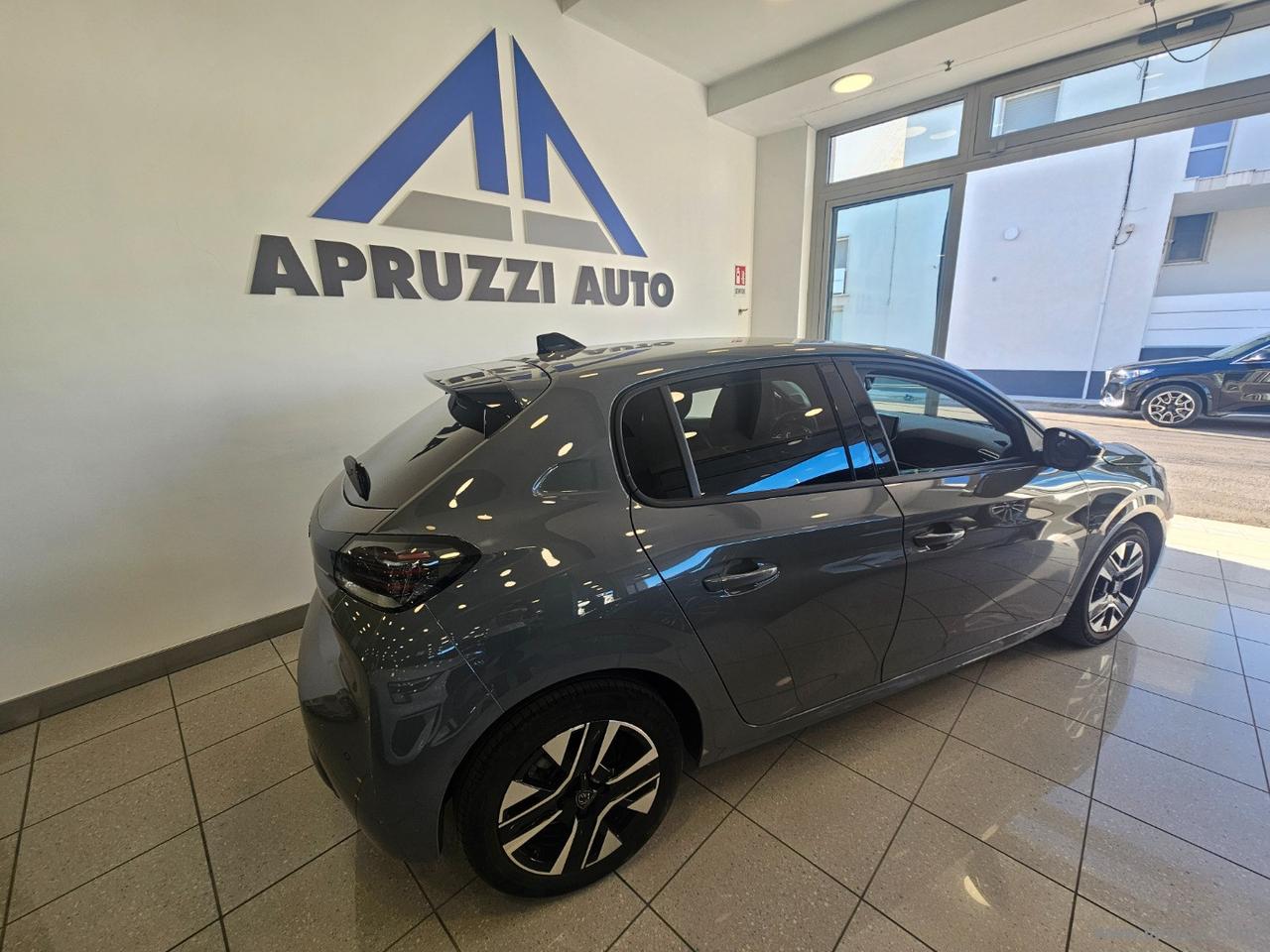PEUGEOT 208 PureTech 100 S&S 5p. Allure