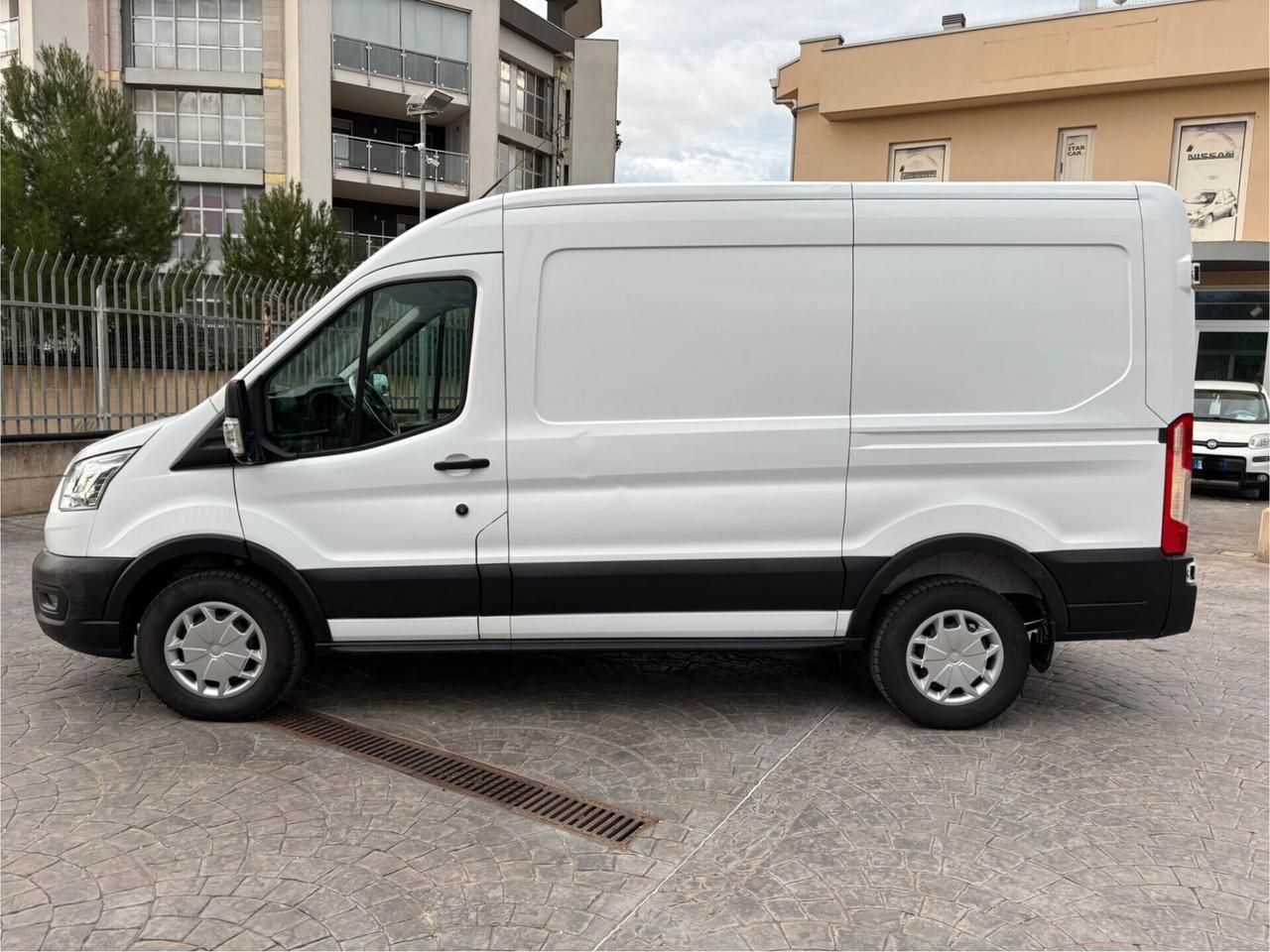 Ford Transit 350 2.0TDCi EcoBlue MHEV 130CV Trend