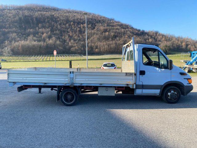IVECO Daily 35.10 2.8 TD PL Cassone fisso NO RUGGINE 425x230