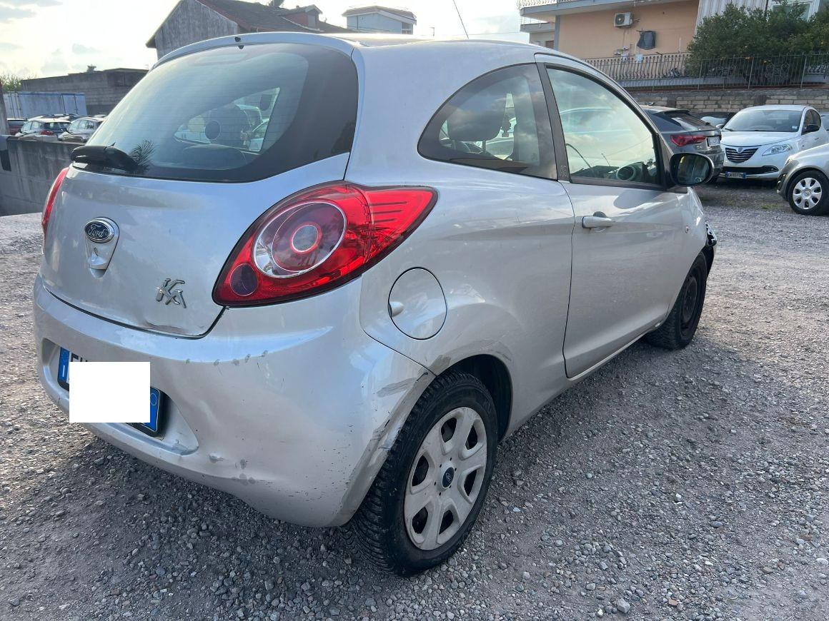 Ford Ka 1.2 + c/esp,tcs 69cv E5 LEGGI