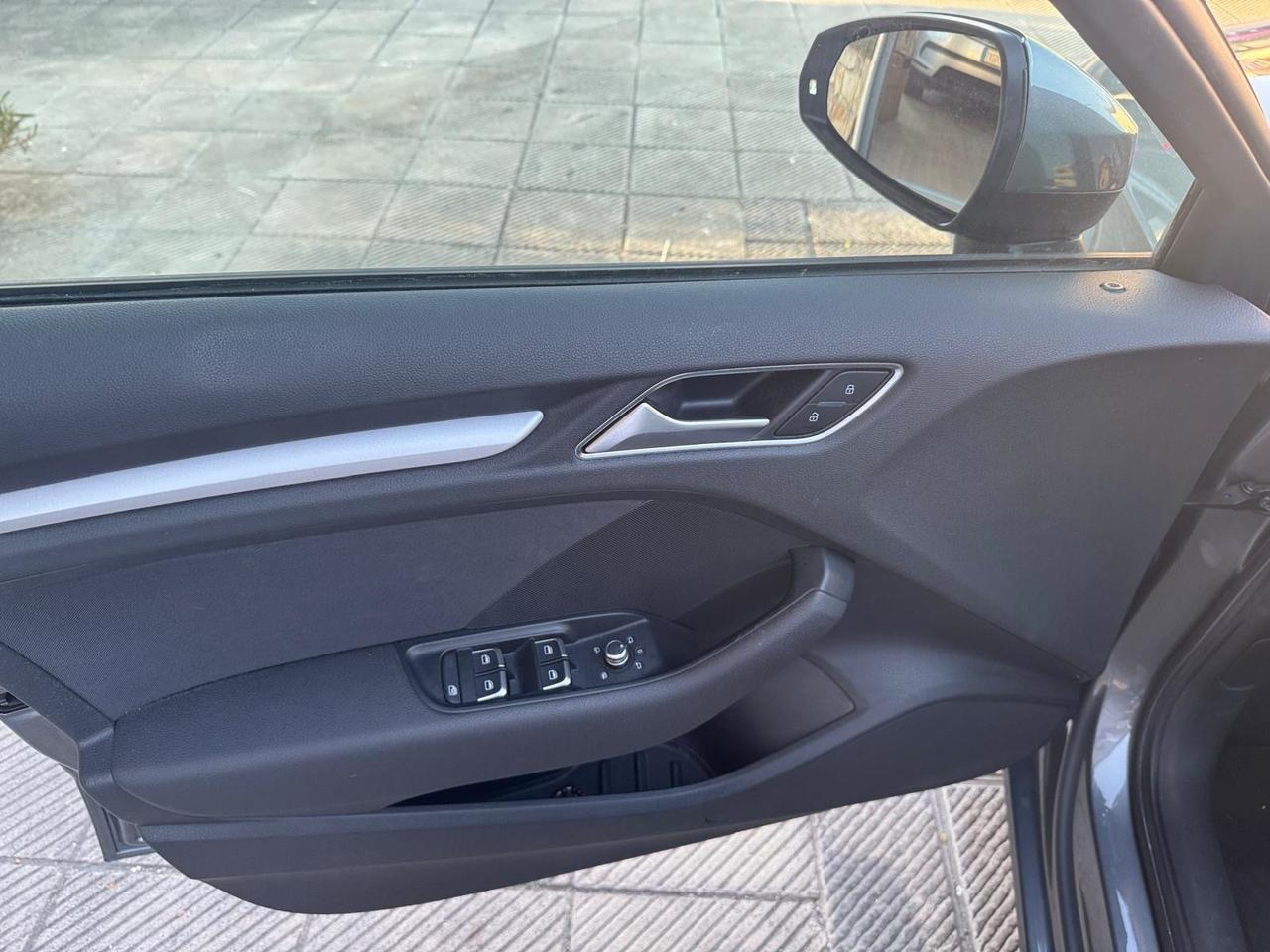 Audi A3 SPB 1.4 TFSI S tronic g-tron Attraction