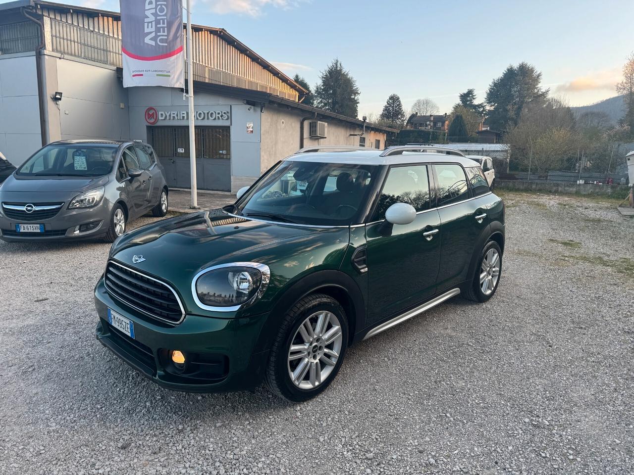 Mini Cooper D Countryman 2.0 Business Automatica