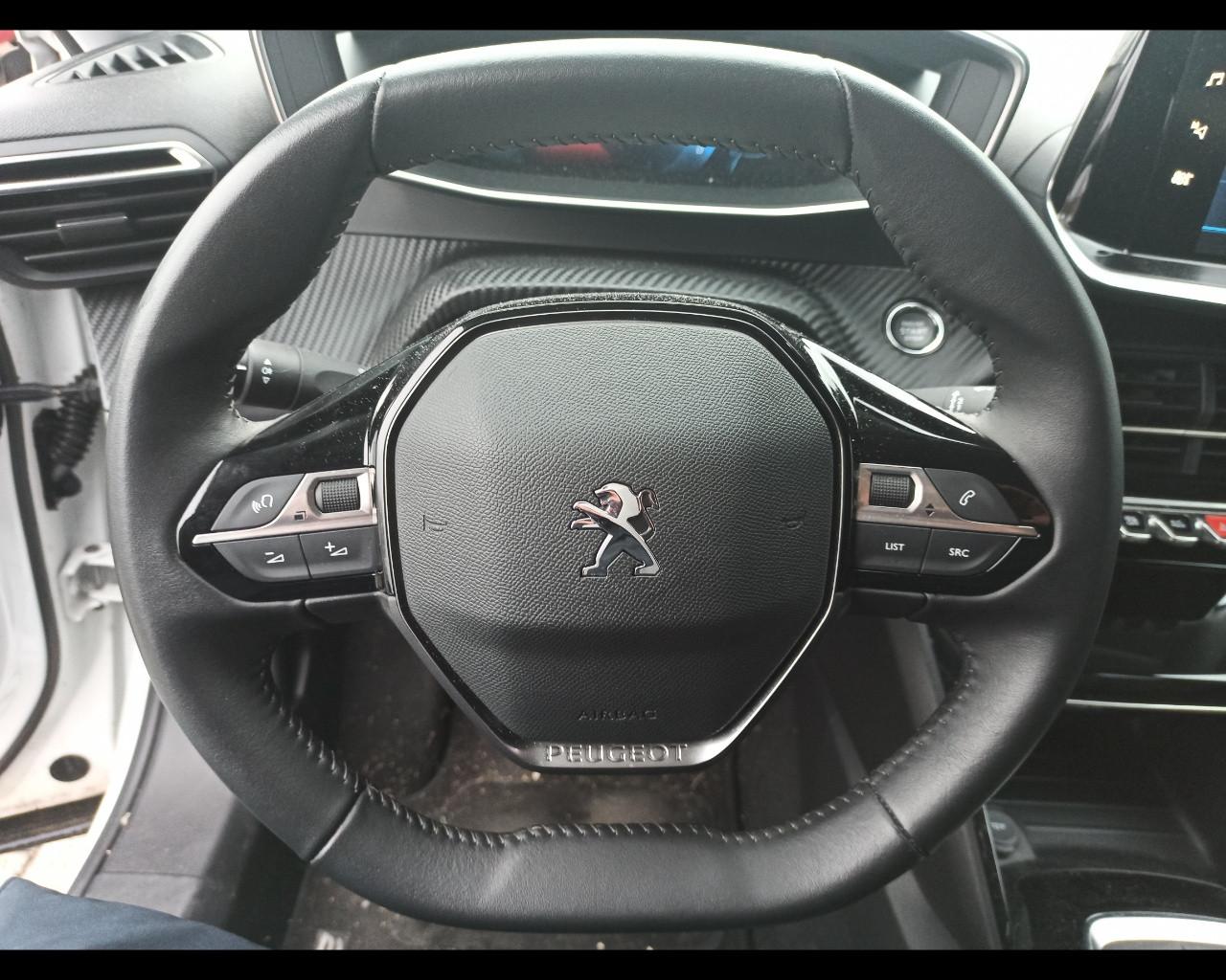 PEUGEOT 2008 2ª serie - 2008 PureTech 130 S&S Allure Pack