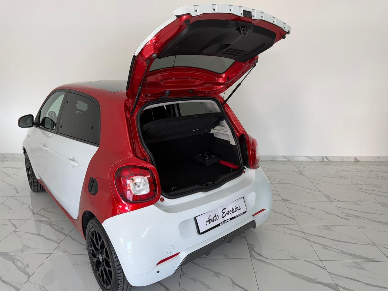 SMART FORFOUR PRIME ALLESTIMENTO BRABUS