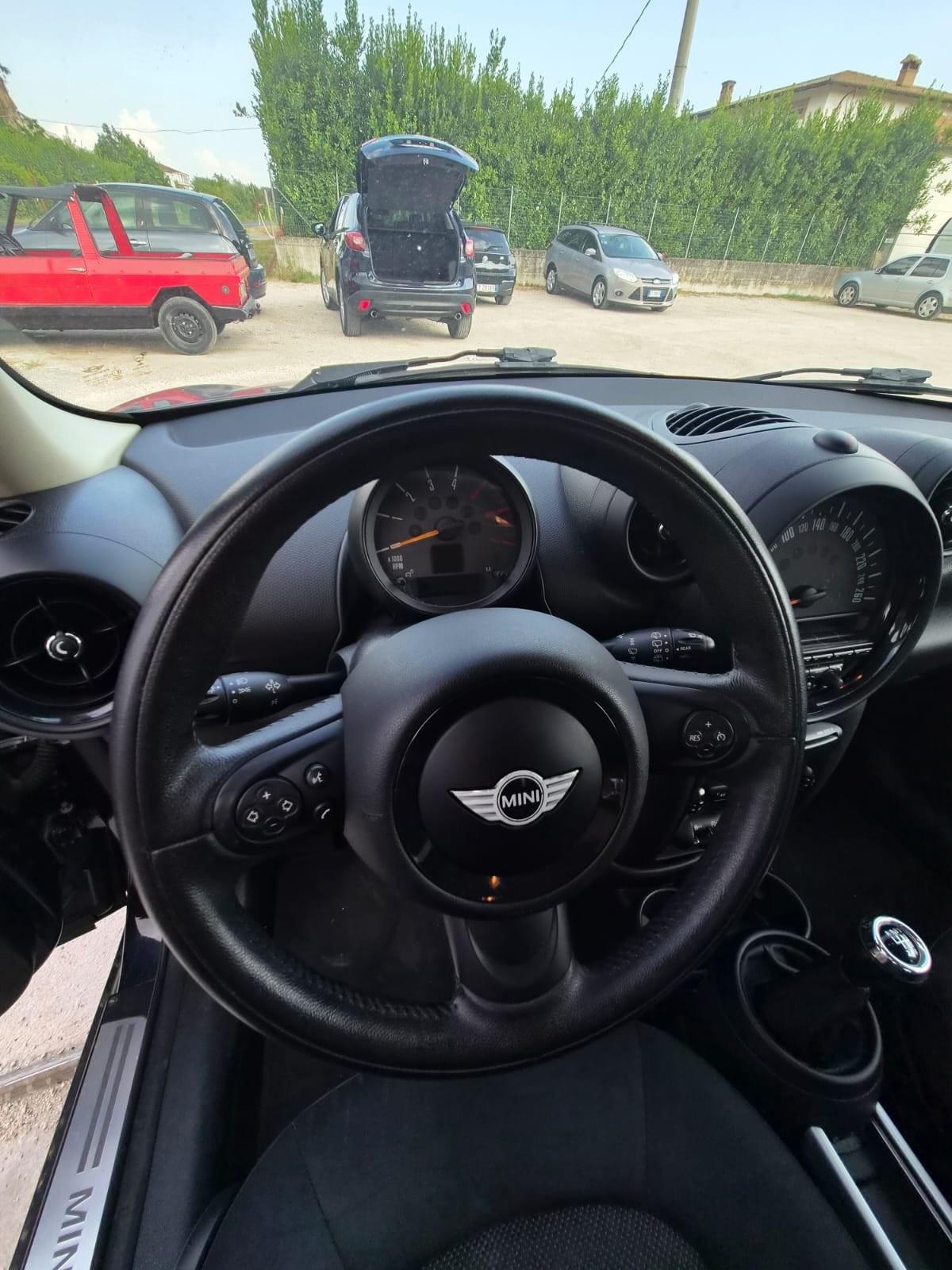 Mini Cooper D Countryman 1.6 Business euro 6 km 110