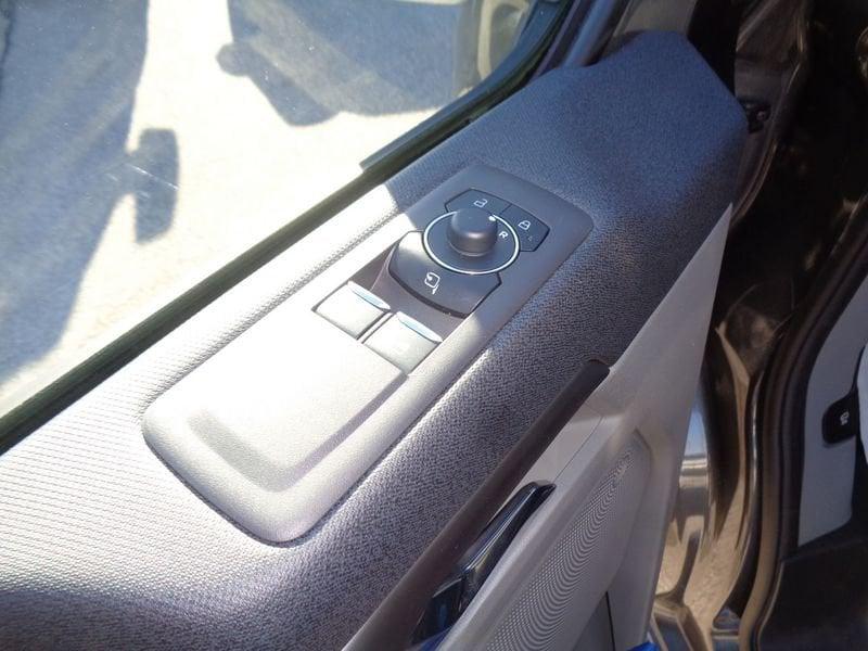 Ford Transit Custom Transit Custom 320 2.0 EcoBlue 170CV aut. PC-TN Nugget Tit.