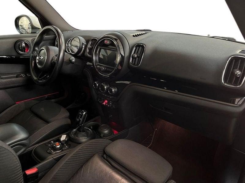 MINI Mini Countryman F60 2017 Mini Countryman 2.0 Cooper D all4 auto my18