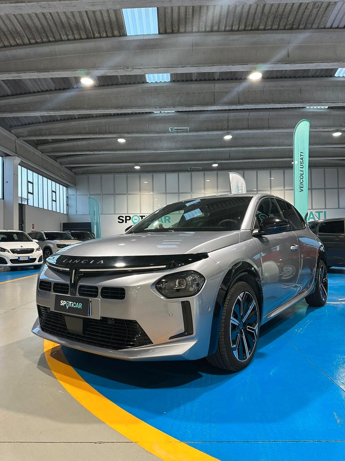 Lancia Ypsilon Hybrid e-DCT LX aziendale full