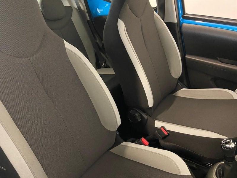 Toyota Aygo 1.0 VVT-i x-play TSS