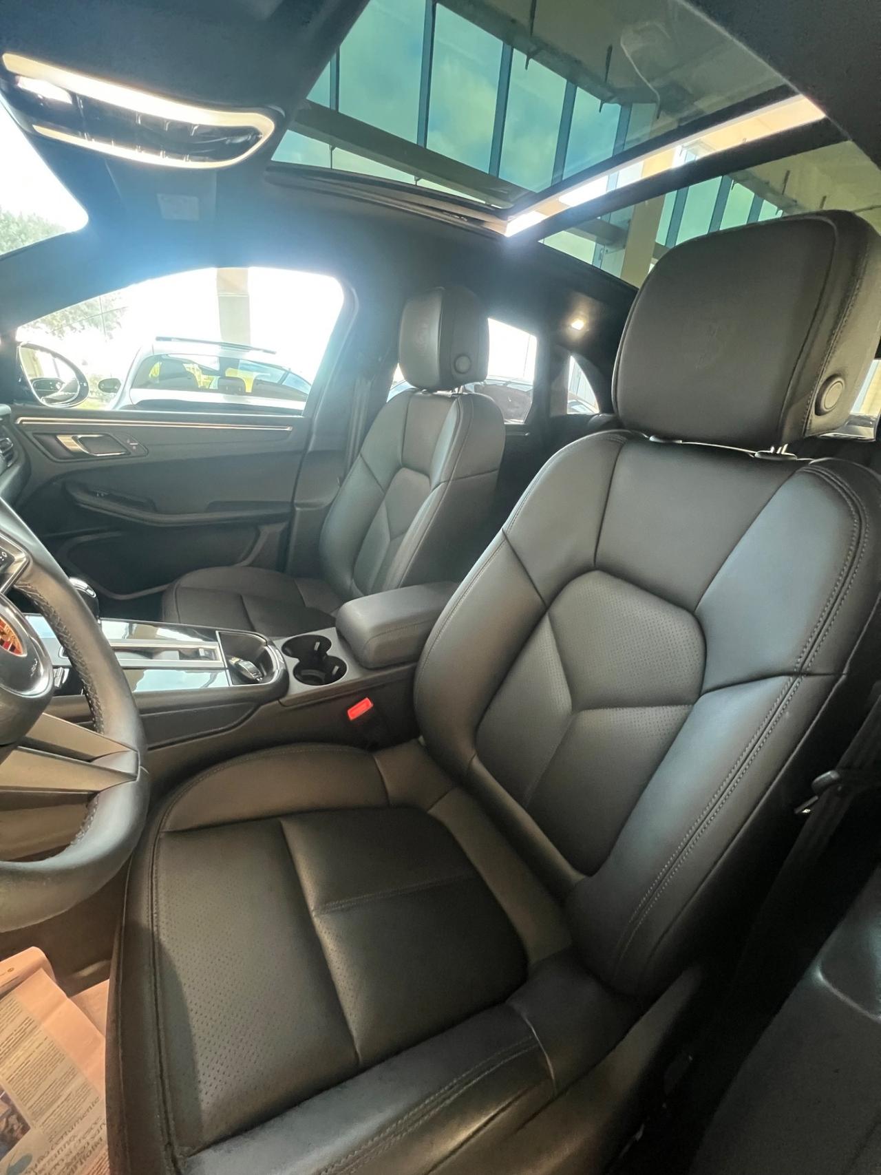 Porsche Macan 2.0 265cv pdk possibilità noleggio no scoring