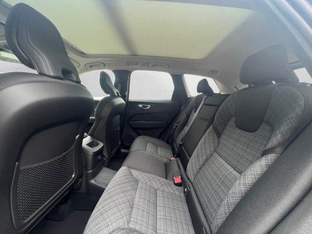 VOLVO XC60 T6 Plug-in hybrid AWD automatico Core Bright