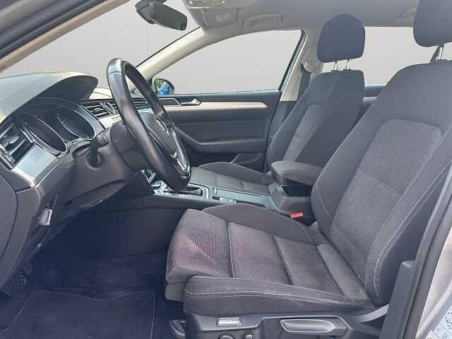 Volkswagen Passat Variant 2.0 TDI DSG Executive B.Tech. 150 CV