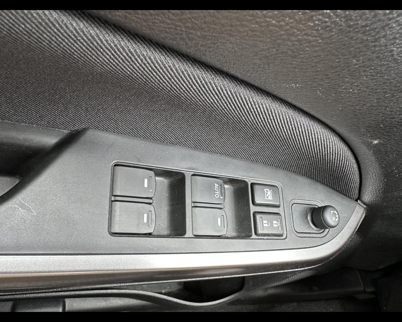 SUZUKI Vitara (2015) - Vitara 1.4 Hybrid Cool