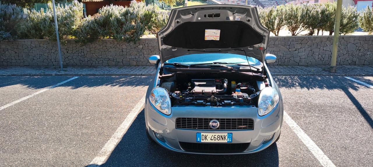 Fiat Grande Punto 1.4 Starjet 16V 5 porte Dynamic