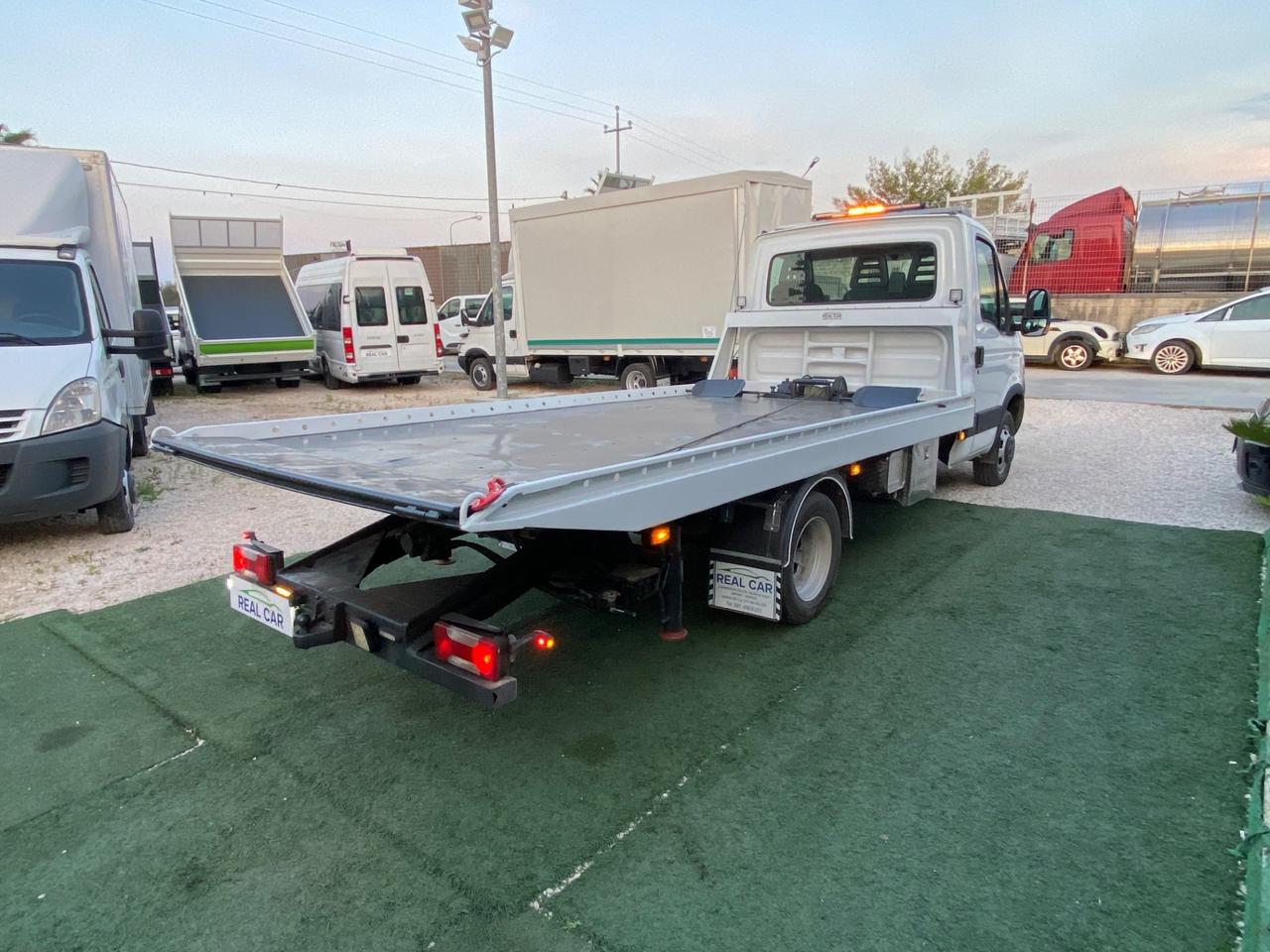 Iveco Daily 35-15 Carroattrezzi Patente B Scarrabile