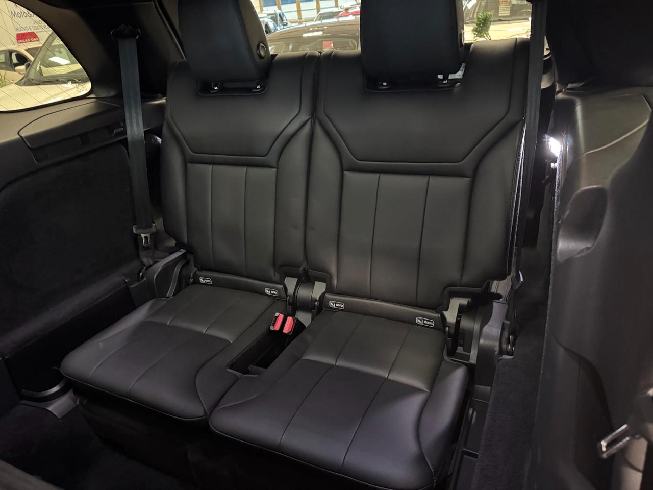 Land Rover Discovery 2.0 SD4 240 CV HSE Luxury 7 POSTI