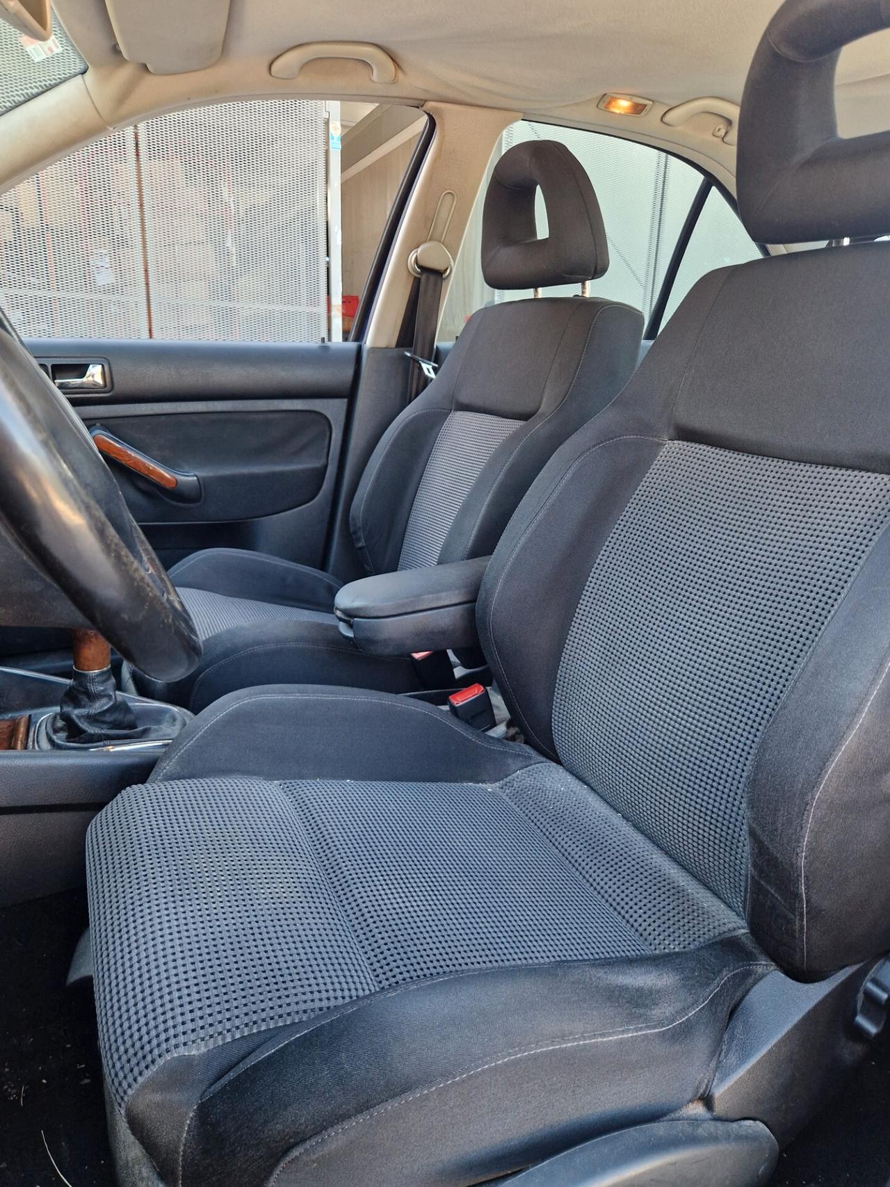 Volkswagen Bora 1.6 16V Benz - 105CV