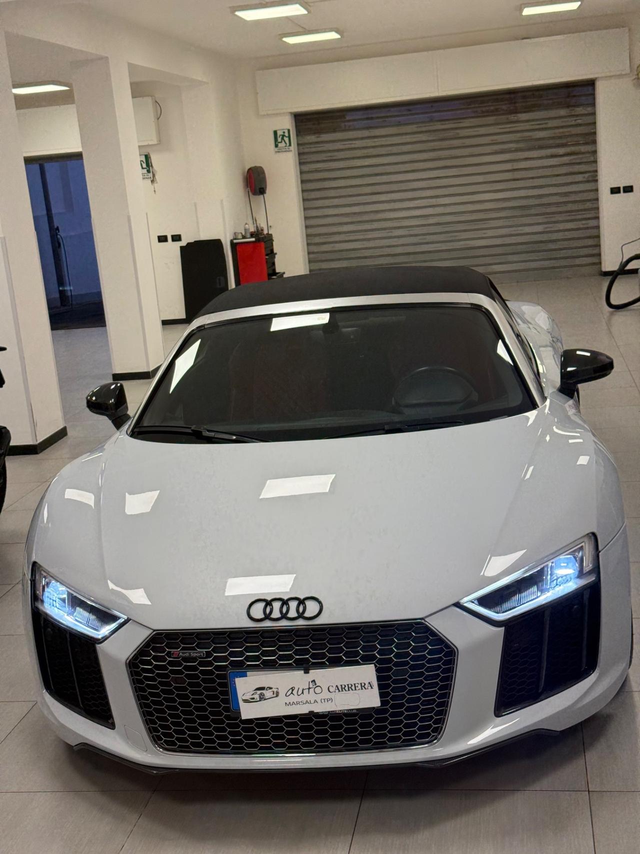 Audi R8 Coupé 5.2 FSI quattro S tronic plus