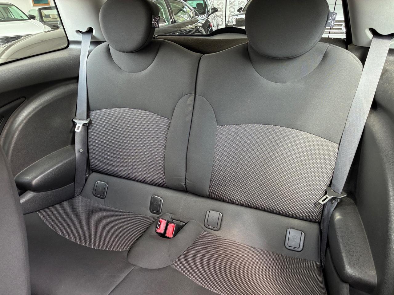 Mini 1.6 16V Cooper Pepper