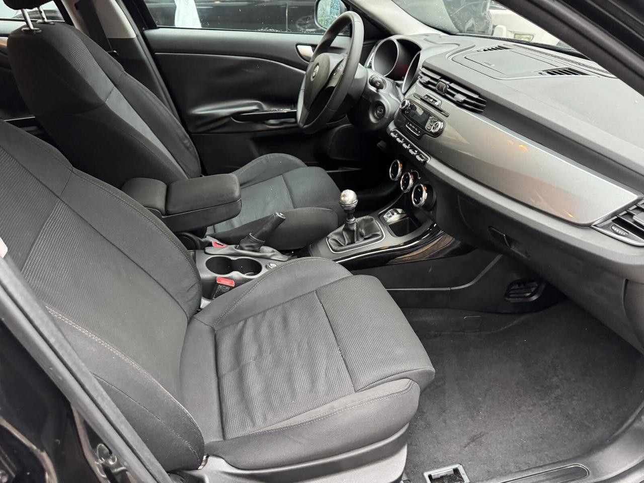 Alfa Romeo Giulietta 1.6 JTDm-2 105 CV*EURO5*CERCHI