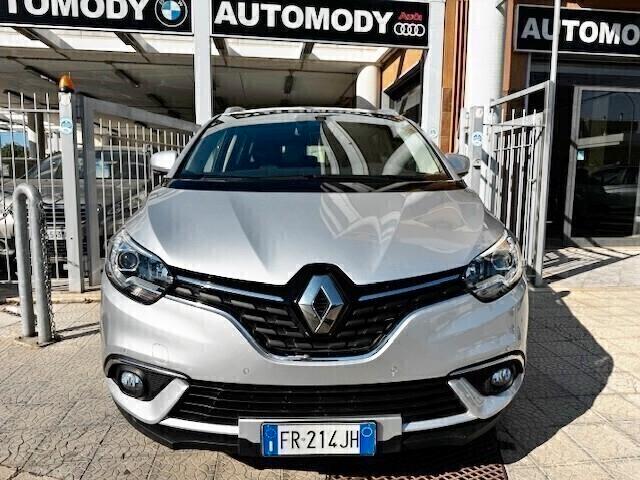 Renault Grand Scenic dCi 8V 110 CV EDC Energy Sport Edition2