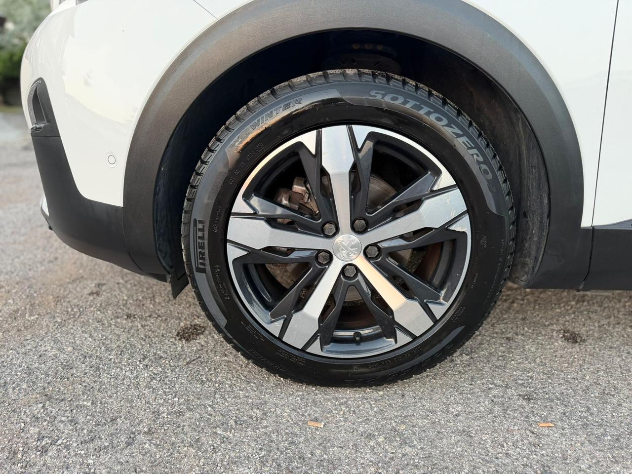 Peugeot 3008 BlueHDi 130 S&S Allure