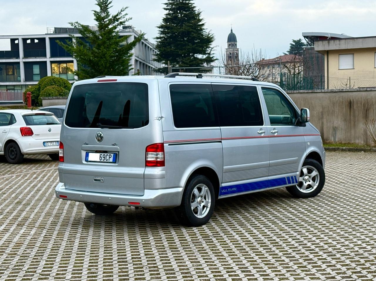 Multivan 2.5 TDI/174CV MOTORE NUOVO fattura 8000€