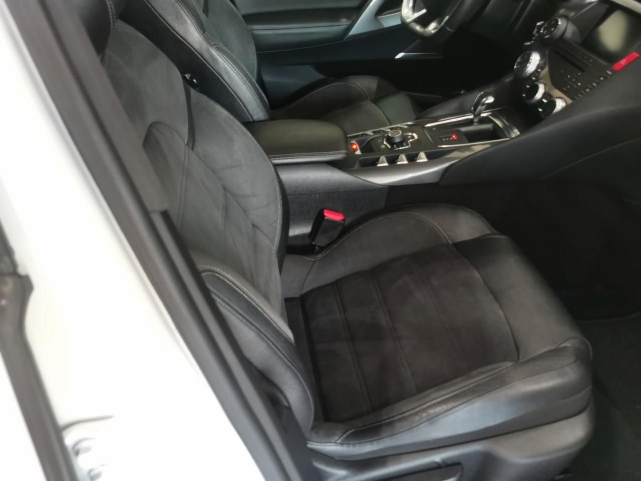 Ds DS5 5 1.6 e-HDi 115 ETG6 So Chic