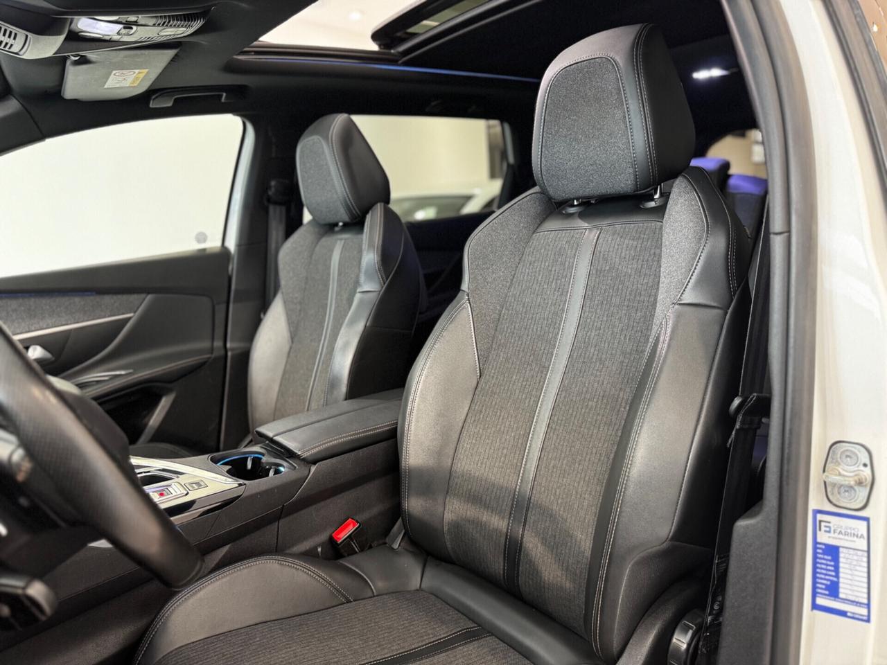 Peugeot 5008 EAT8 GT Line TETTO APRIBILE