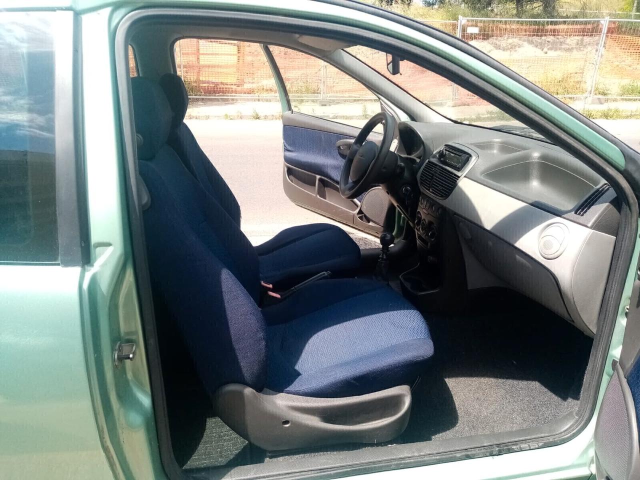 FIAT PUNTO 1.2 CAT 3 PORTE VERVE