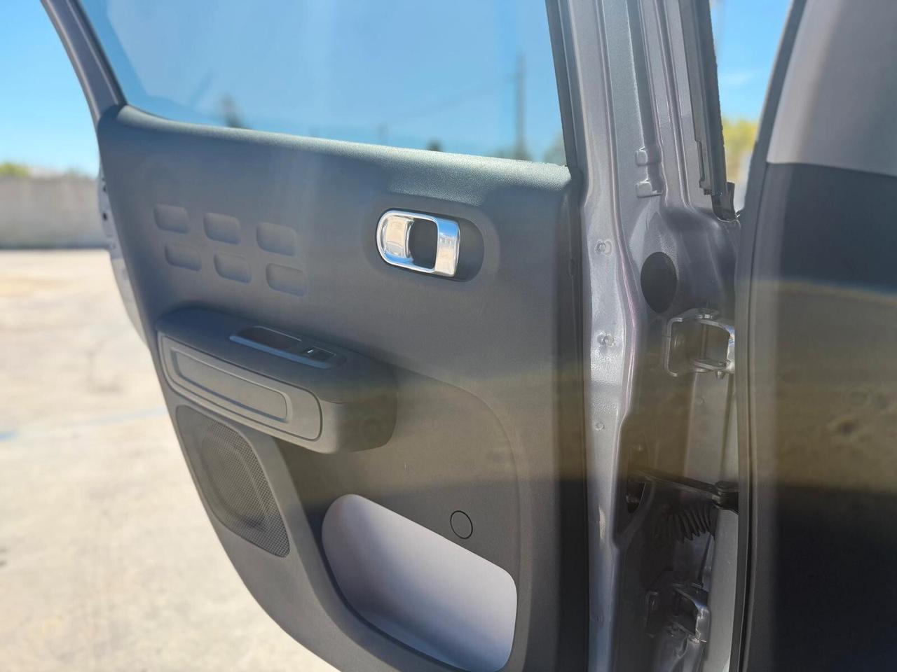 CITROEN C3 SHINE 1.2 110 CV - AZIENDALE - km 34.000