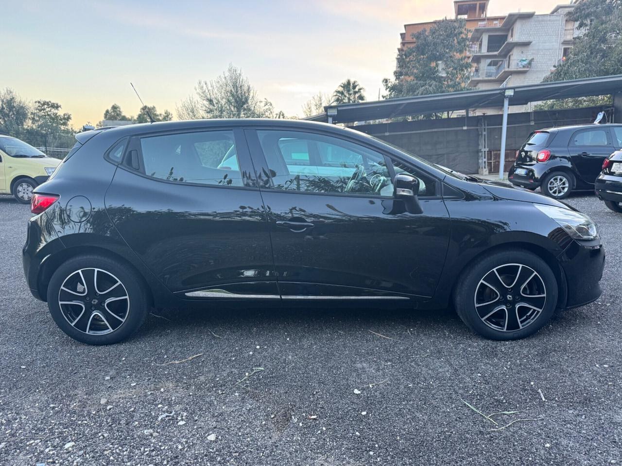 Renault Clio 1.5 dCi 8V 75CV 5 porte Wave