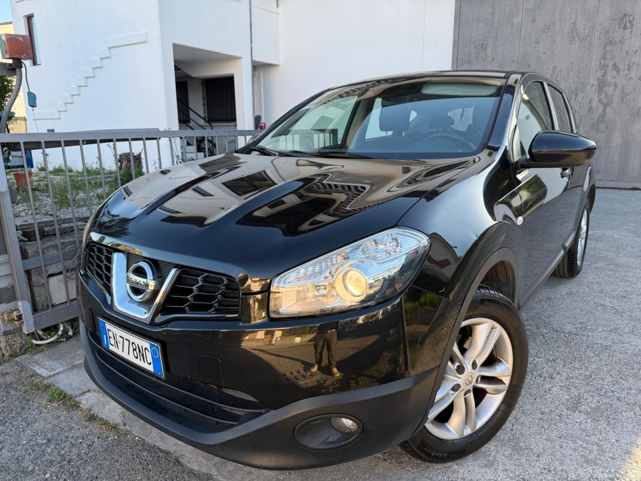 Nissan Qashqai 1.5 dCi 6MARCE POCHI KM 2013