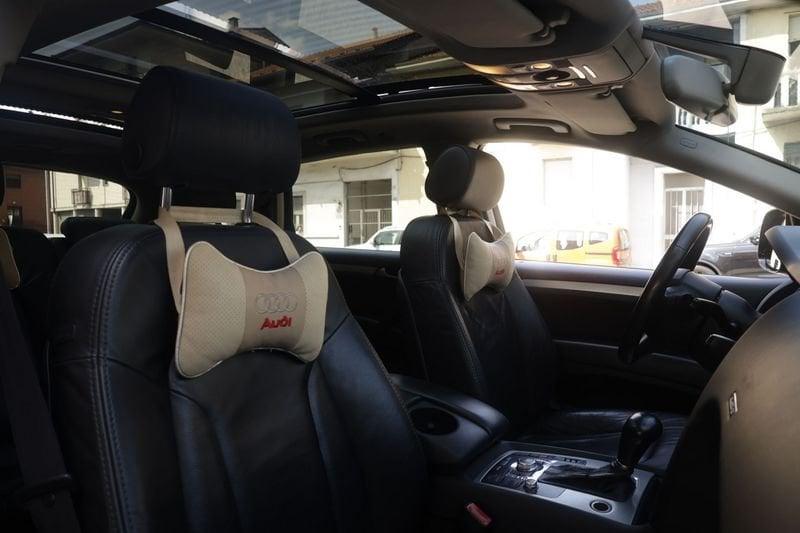 Audi Q7 3.0 TDI quattro tiptronic S LINE TETTO Unicoproprietario