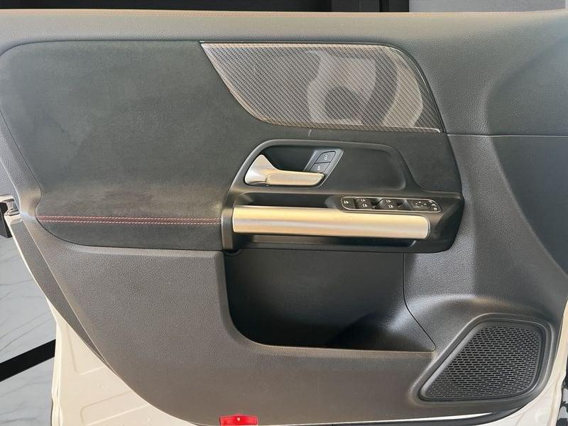 Mercedes-Benz GLA GLA 180 d Automatic Premium