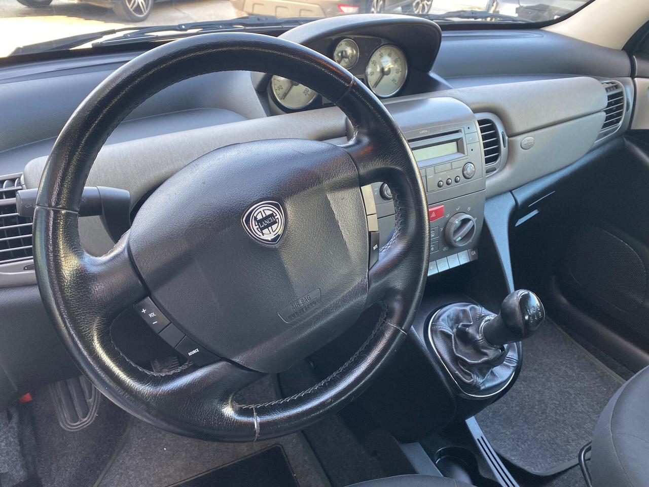 Lancia Ypsilon 1.3 Multijet 16V Argento