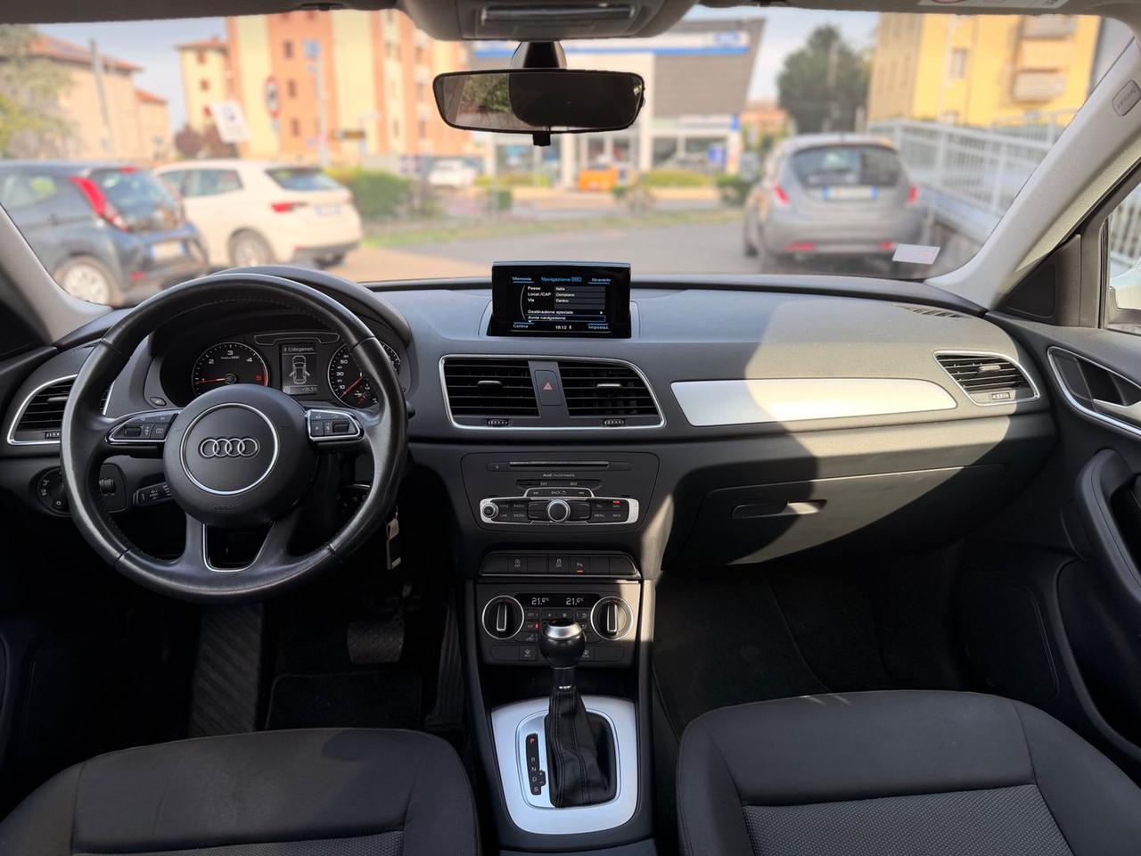 Audi Q3 Business 2.0 TDI #11681
