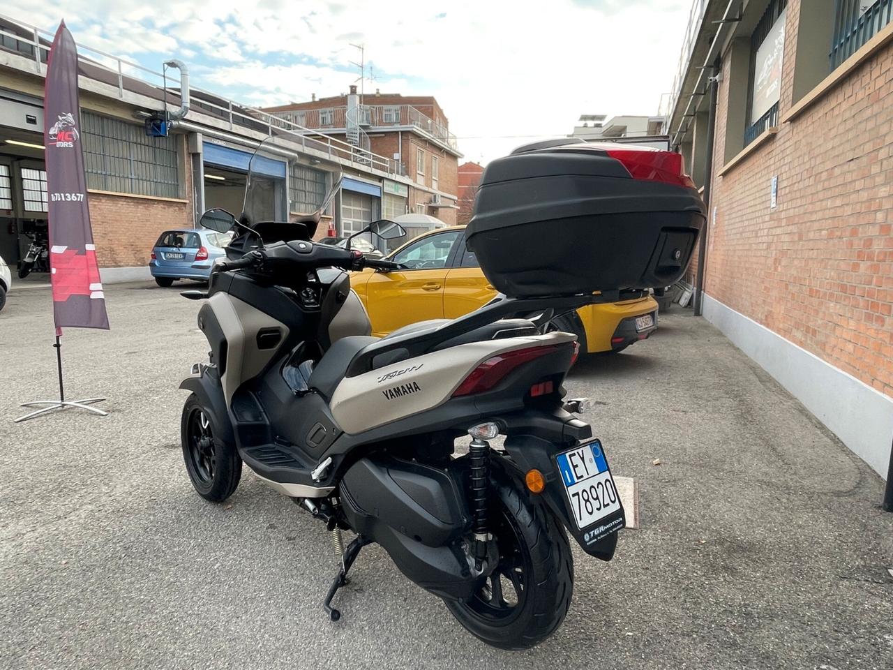 Yamaha Tricity 300- SOLO 7000 KM