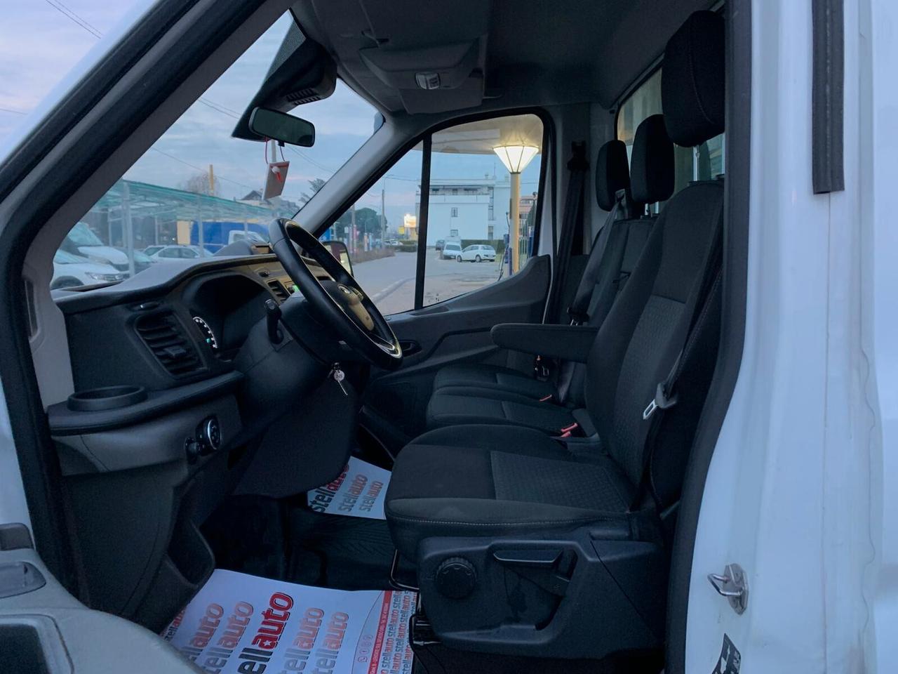 Ford Transit 350 2.0TDCi EcoBlue 170CV PC-RG RWD Cab.Entry