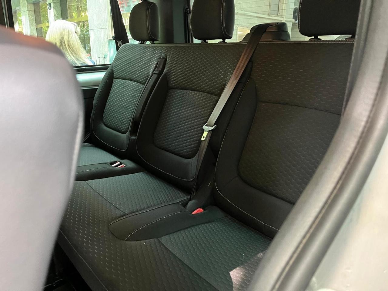 Opel Vivaro 29 1.6 BiTurbo 9 POSTI