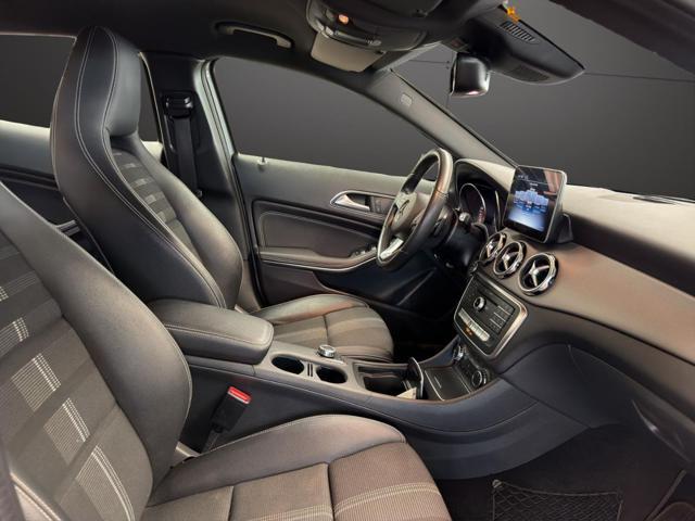 MERCEDES-BENZ GLA 180 Sport