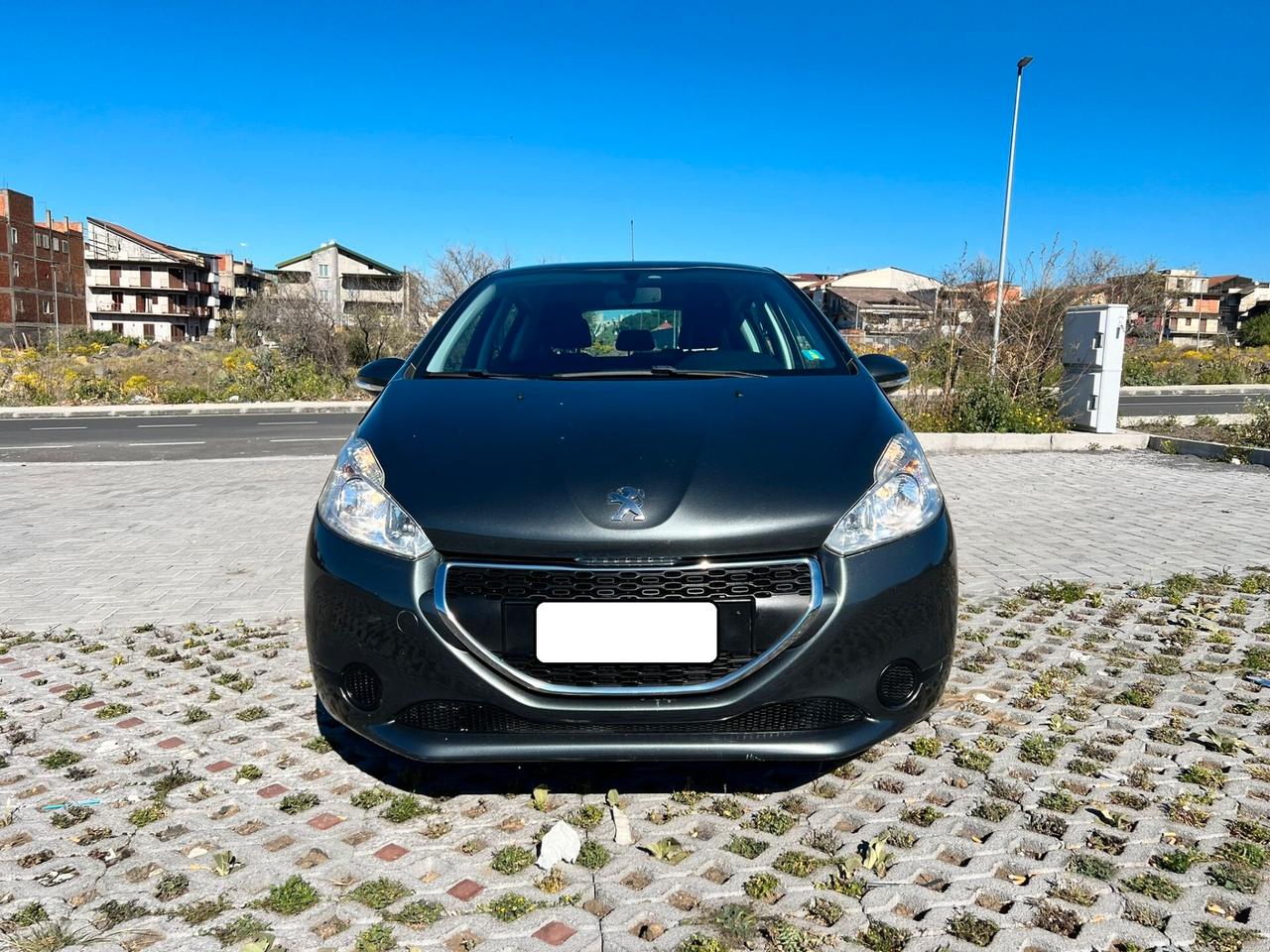 Peugeot 208 1.4HDI NEOPATENTATI CHIAMA 2013