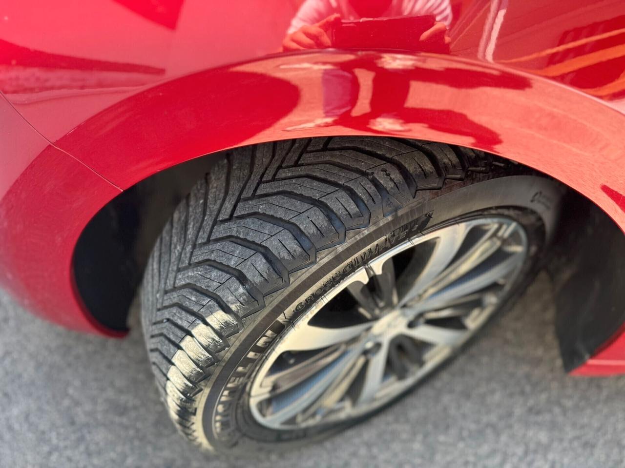 Peugeot 208 BlueHDi 100 3 porte GT Line