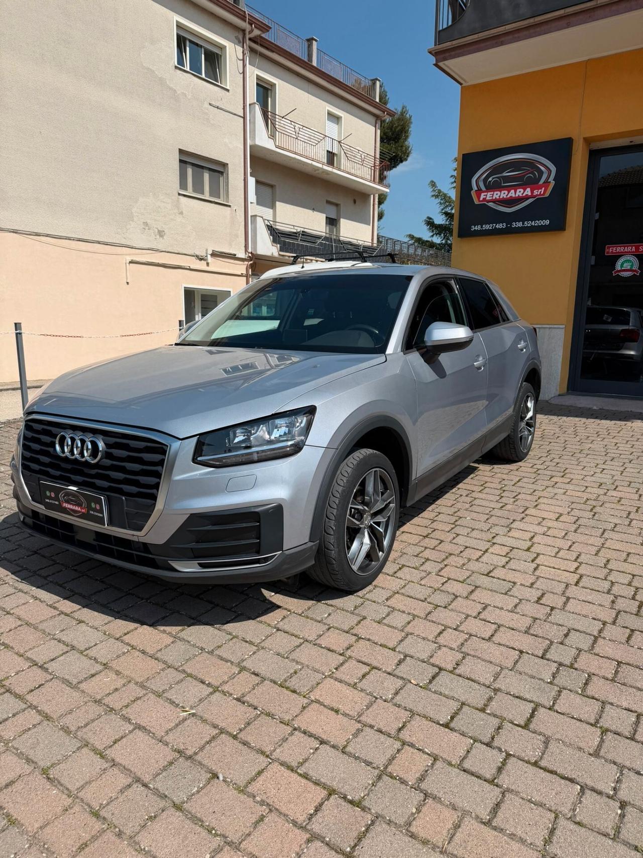 Audi Q2 30 TDI S tronic Identity Black
