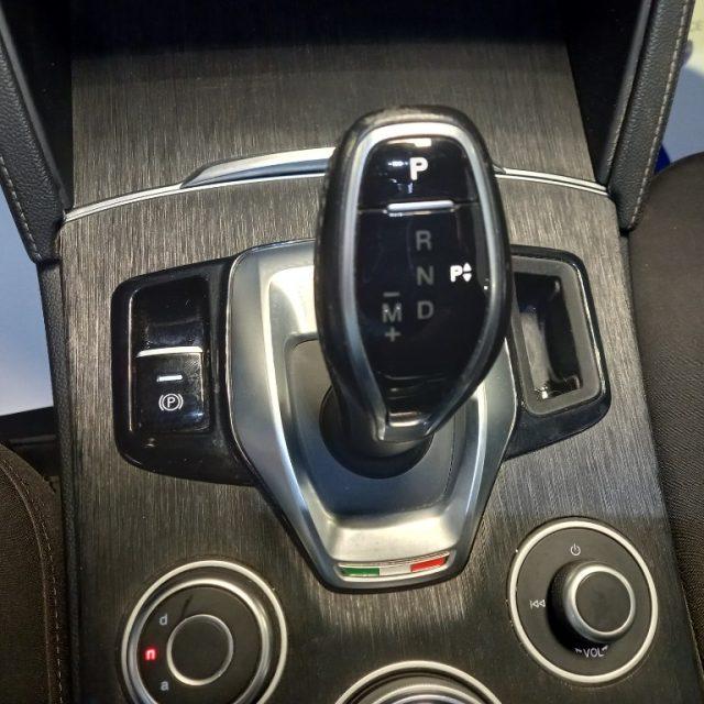 ALFA ROMEO Stelvio 2.2 Turbodiesel 160 CV AT8 RWD Super