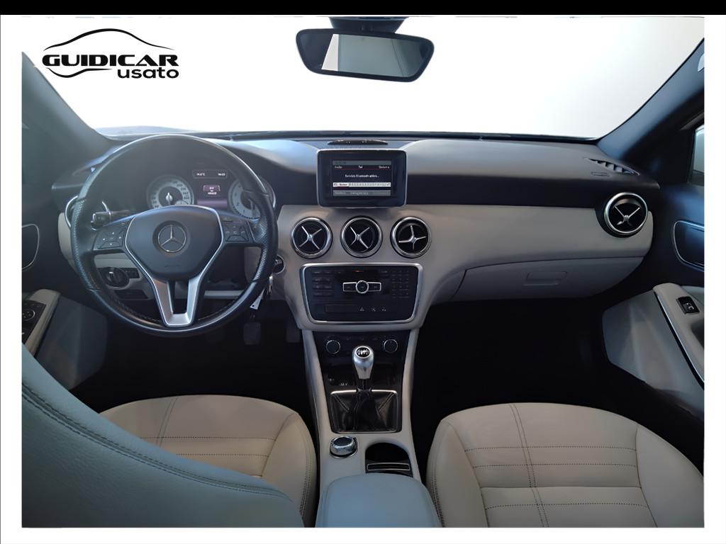 Mercedes-Benz Classe A - W176 - A 180 Sport E6