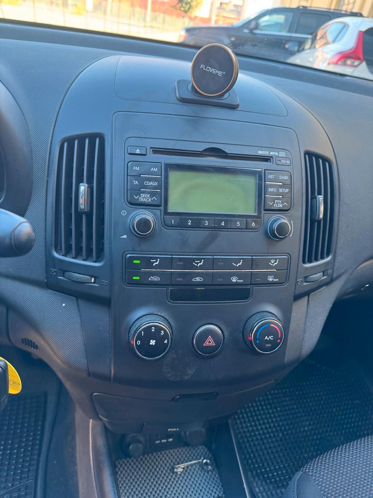 Hyundai i30 2010 1.6 Diesel 90CV 6m. 5p.