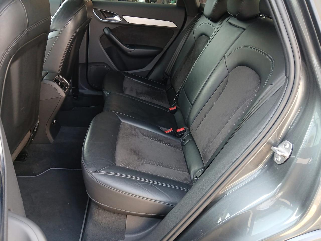 Audi Q3 2.0 TDI 177 CV quattro S tronic Line Edition