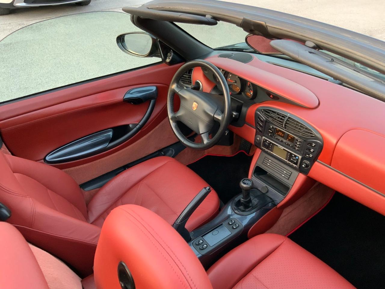 Porsche Boxster 2.5i 24V cat