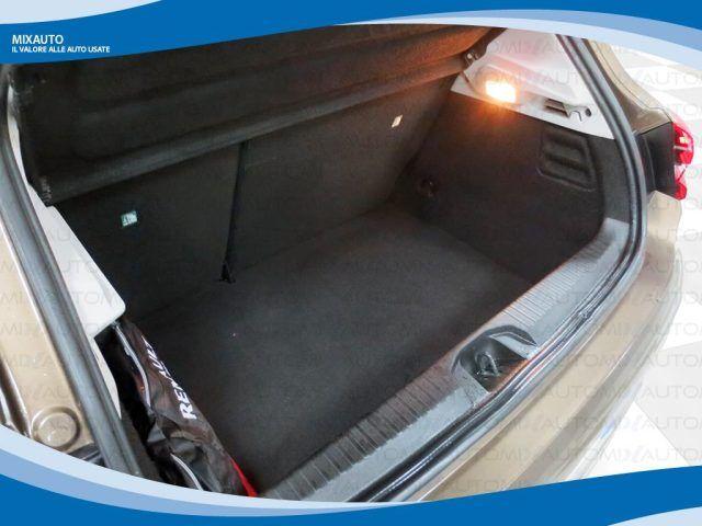 RENAULT Clio 1.6 eTech Hybrid 140cv Zen AUT EU6
